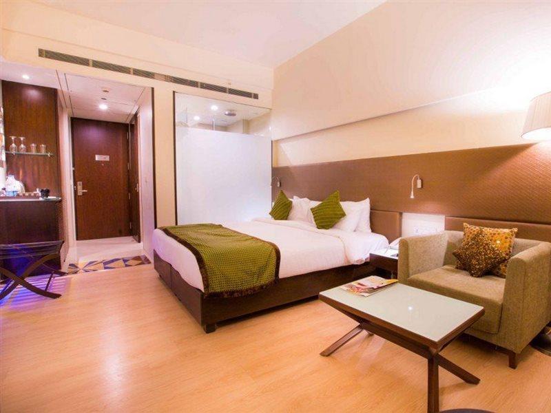 Regenta Central Grand Exotica Pimpri-Chinchwad Extérieur photo
