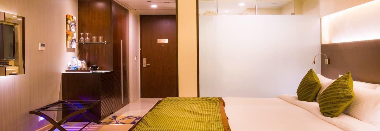 Regenta Central Grand Exotica Pimpri-Chinchwad Extérieur photo