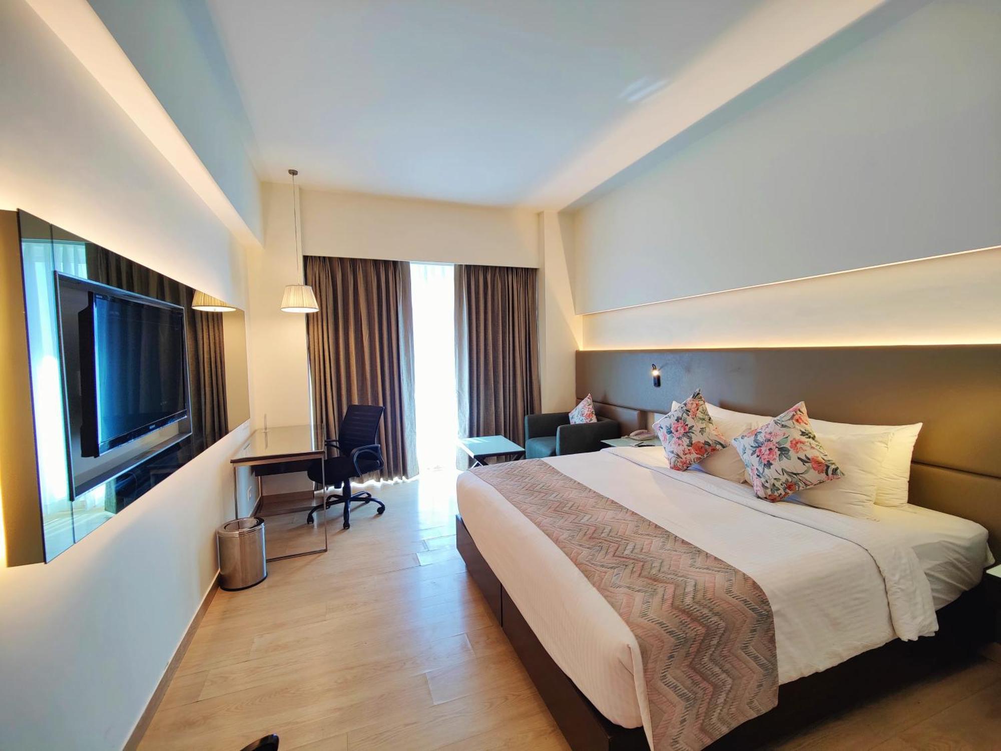 Regenta Central Grand Exotica Pimpri-Chinchwad Extérieur photo