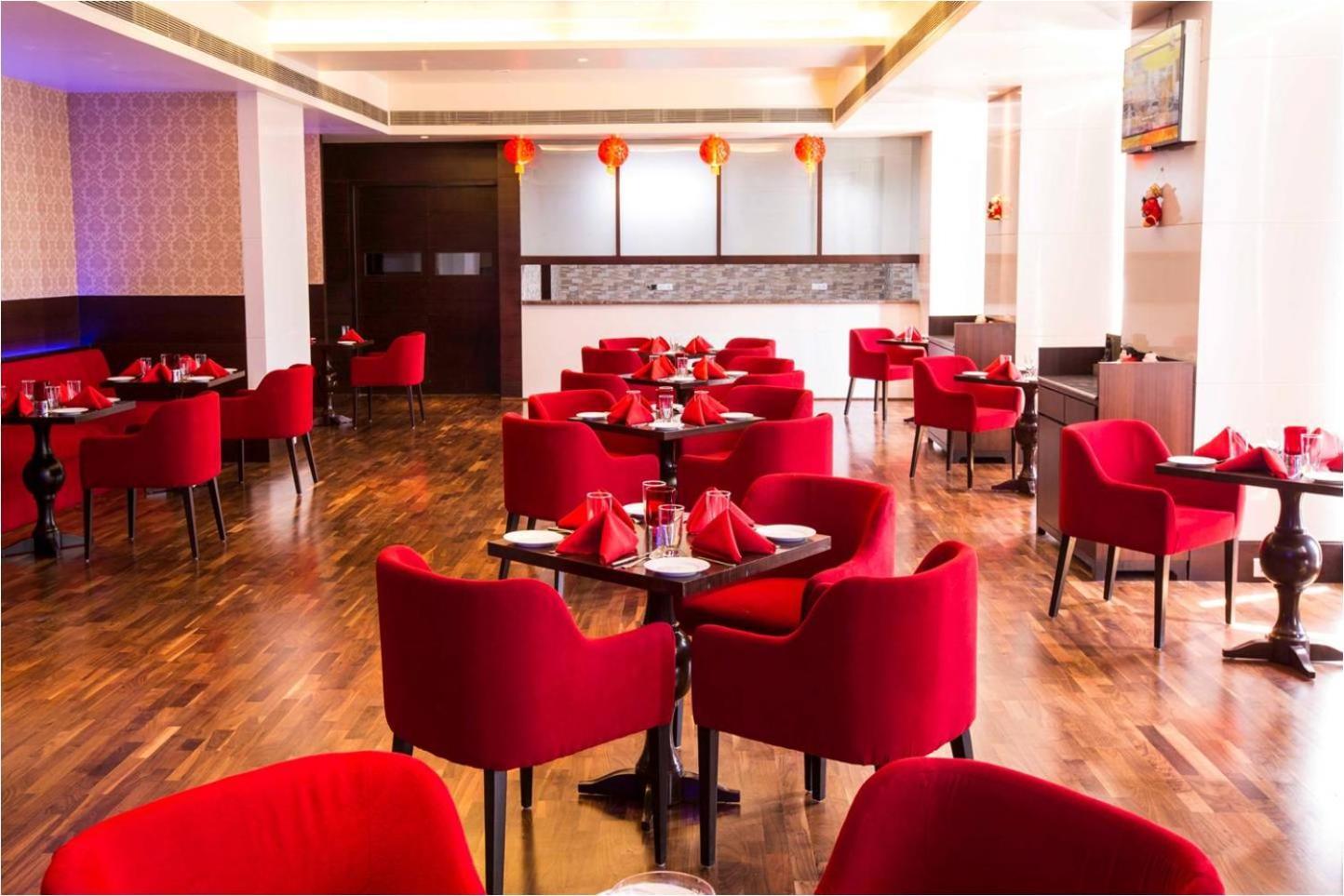 Regenta Central Grand Exotica Pimpri-Chinchwad Extérieur photo